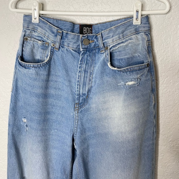 Urban Outfitters BDG Skater Baggy Distressed Jeans 26 - Picture 5 of 12